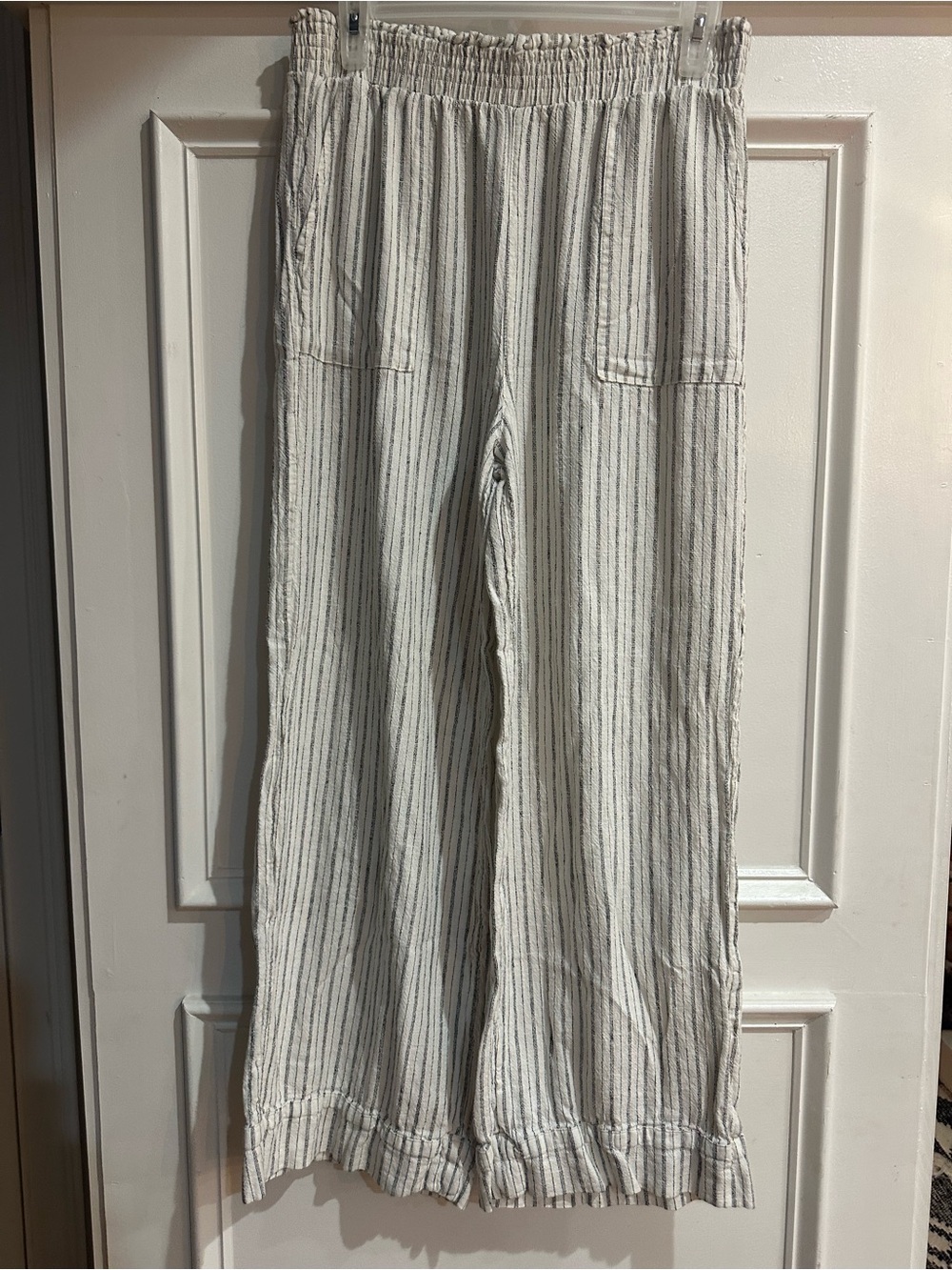 Girls Cream and Gray Striped Pull-On Wide-Leg Pants